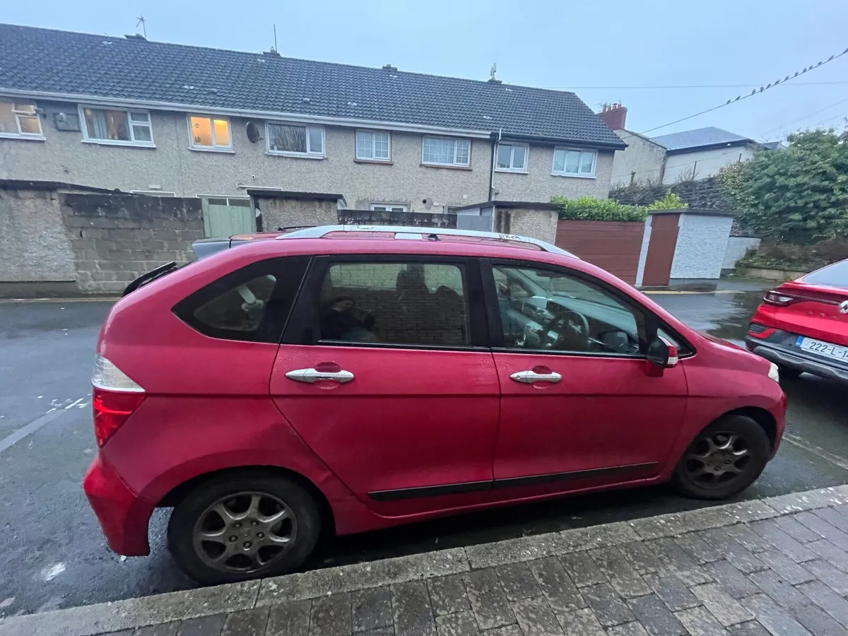 Honda FR-V 2007 - Image 4