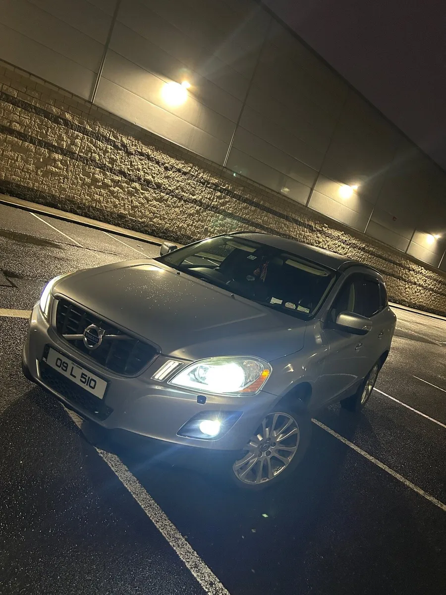 volvo xc60 - Image 3