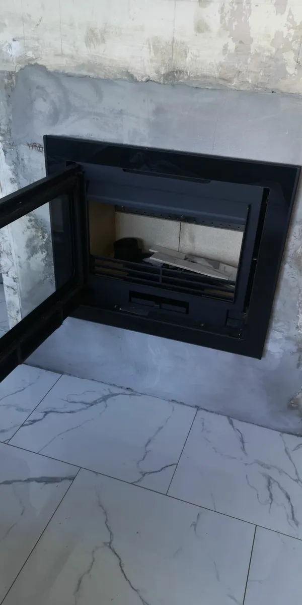 Solid fuel stove insert - Image 2
