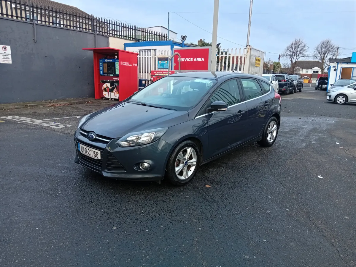 Ford Focus 2013 zetec - Image 3