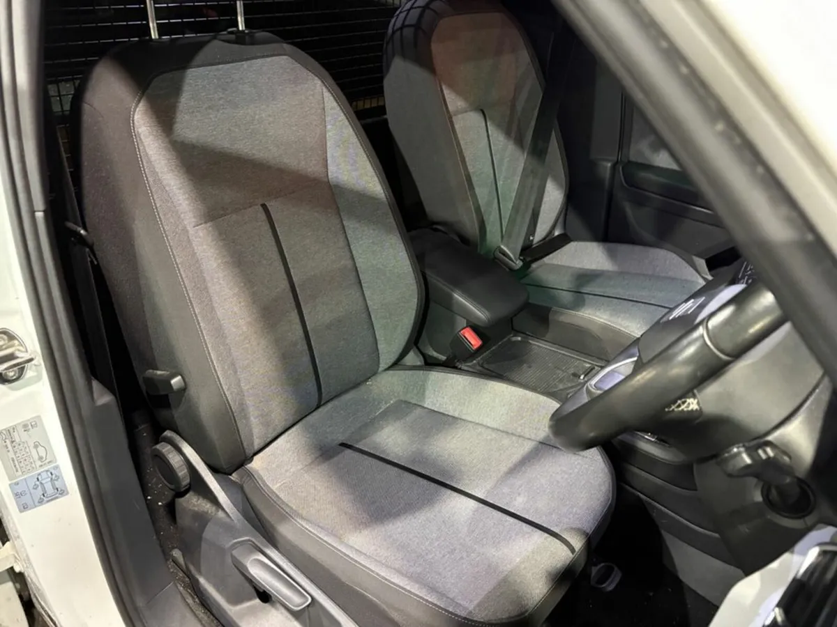 SEAT Tarraco 2.0 TDI 150 DSG SE €19504 Plus Vat - Image 4