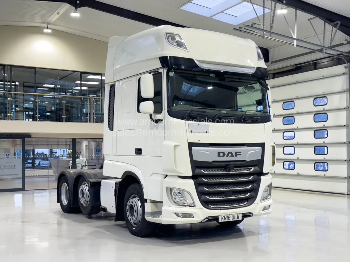 2018 (18) DAF XF 530 SUPERSPACE - Image 1