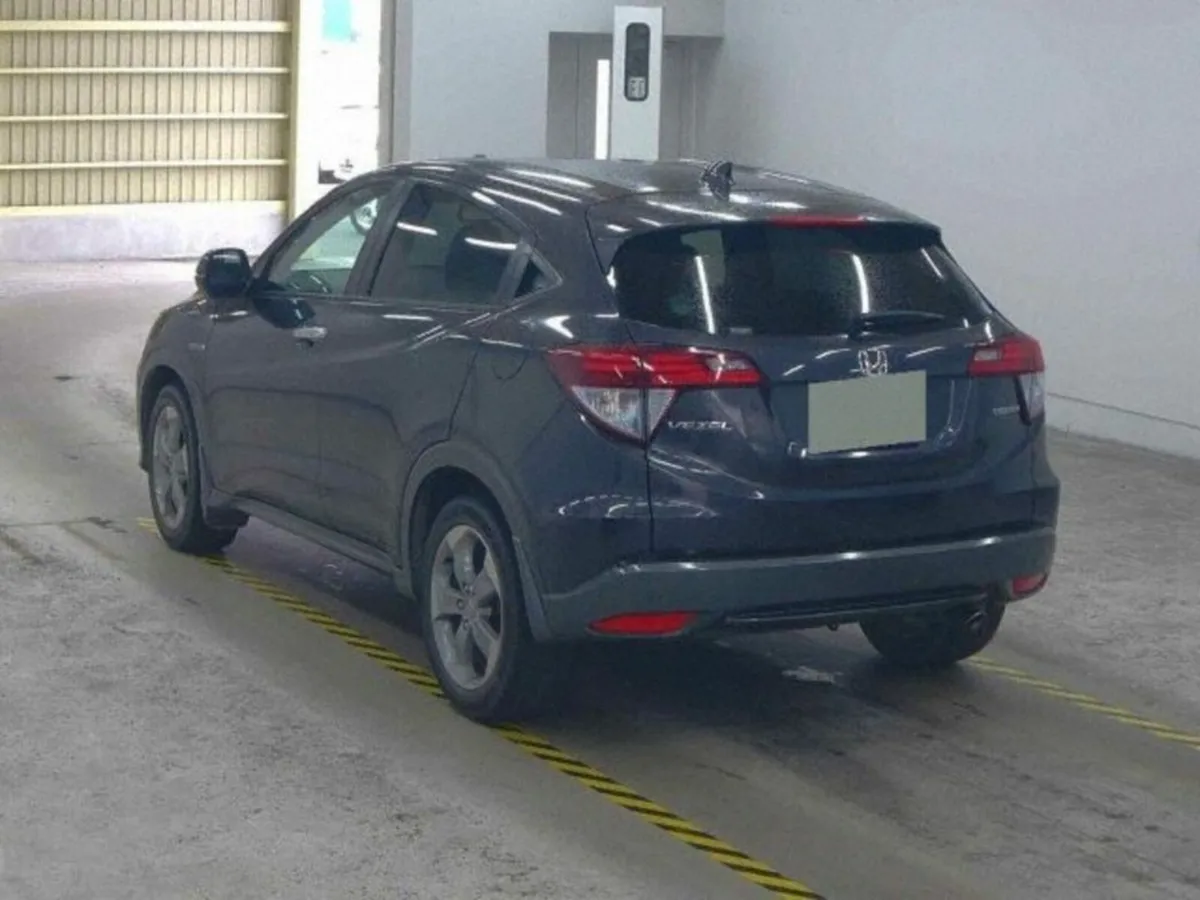 Honda Vezel 1.5 HYBRID - Image 2