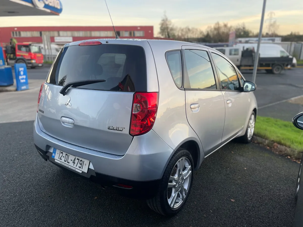 2012 Mitsubishi Colt - Image 4
