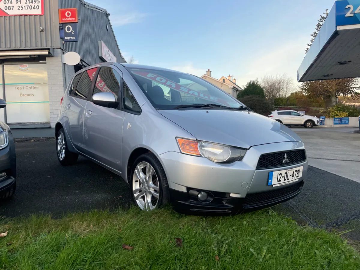 2012 Mitsubishi Colt - Image 1