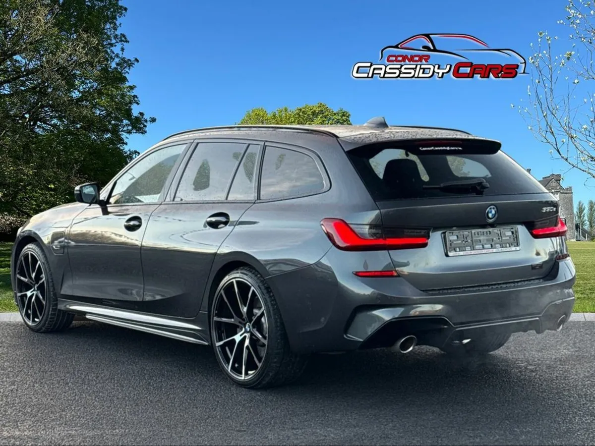 BMW 3-Series 330E M SPORT M-PERFORMANCE PACK // 12 - Image 3