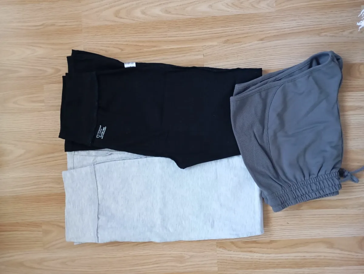 Girls clothes - Image 3