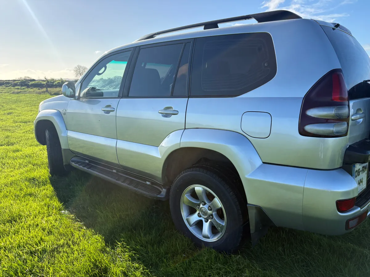 Land Cruiser Crew Cab CVRT 8-26 - Image 3