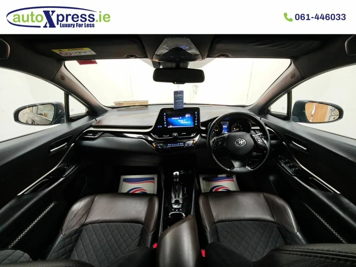 Toyota C-HR 1.8 Excel CVT Automatic, Reversing cam - Image 2