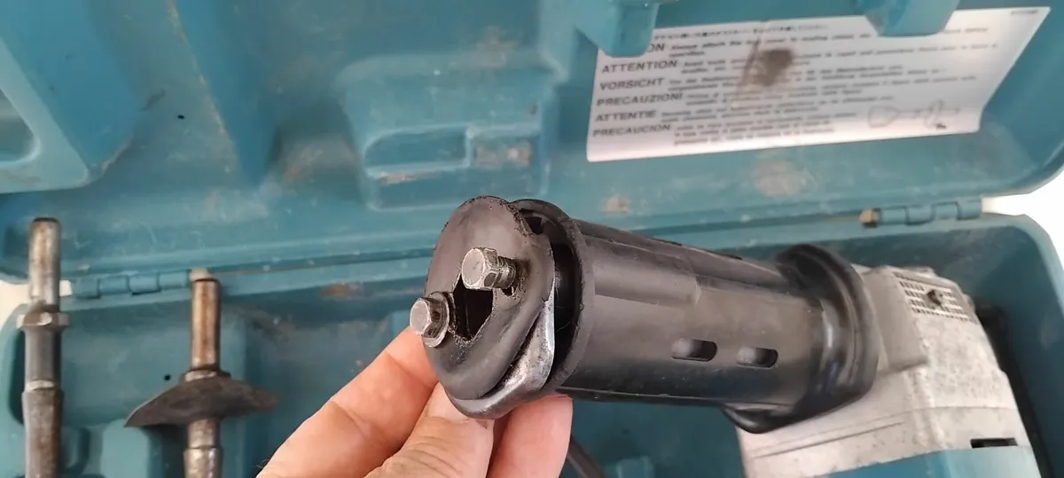 SPARES + REPAIRS + SPARES + REPAIRS - Image 4