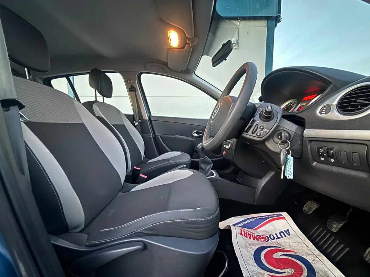Renault Clio 2011 - Image 4