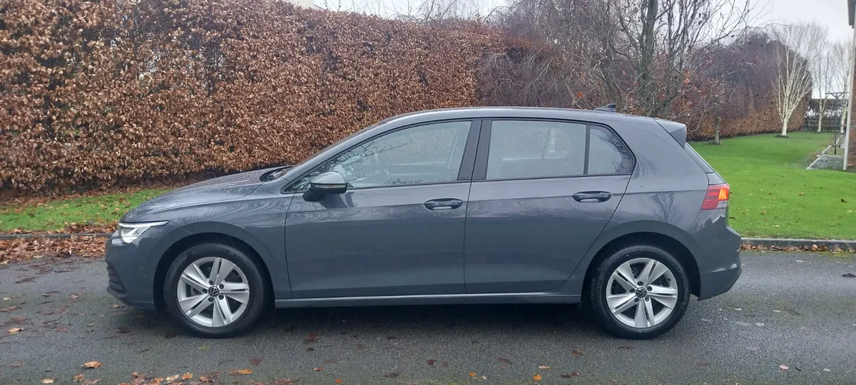 2023 Volkswagen Golf 1.0 TSI MHEV 110BHP Auto - Image 4