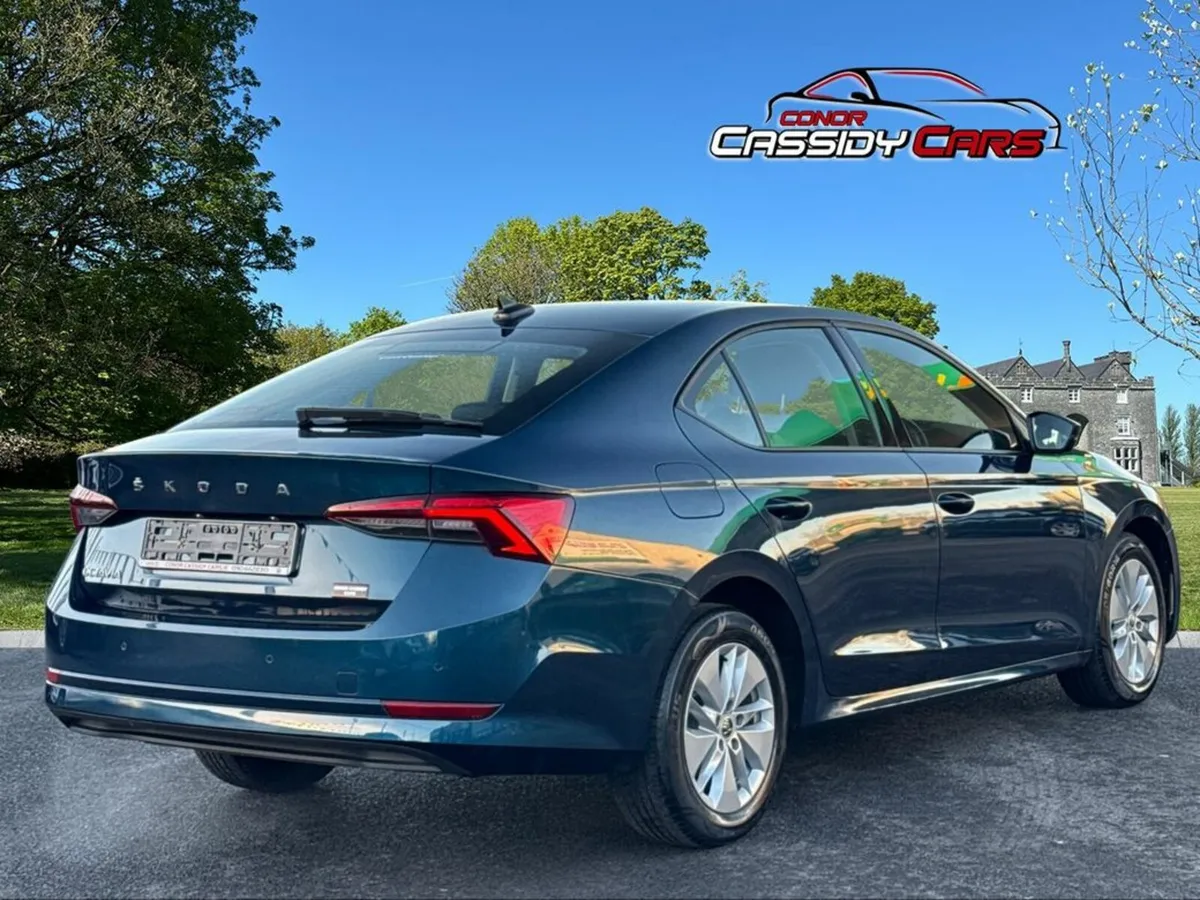 Skoda Octavia SE TECHNOLOGY TDI DSG - Image 2