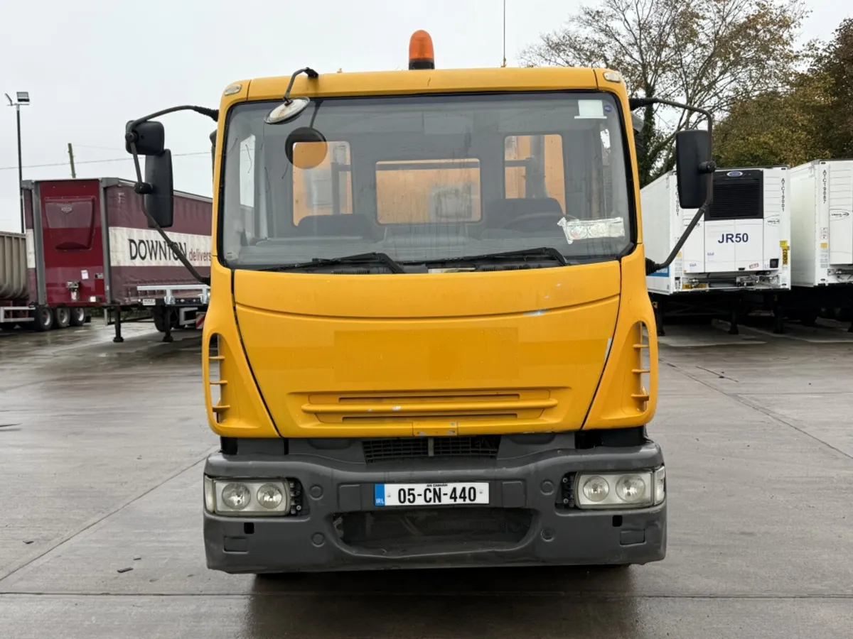 2005 IVECO EUROCARGO ROAD SEEPER - Image 2