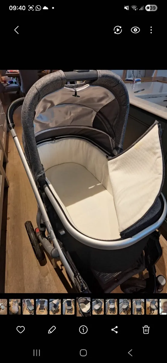 Uppa Baby Vista travel bundle - Image 4