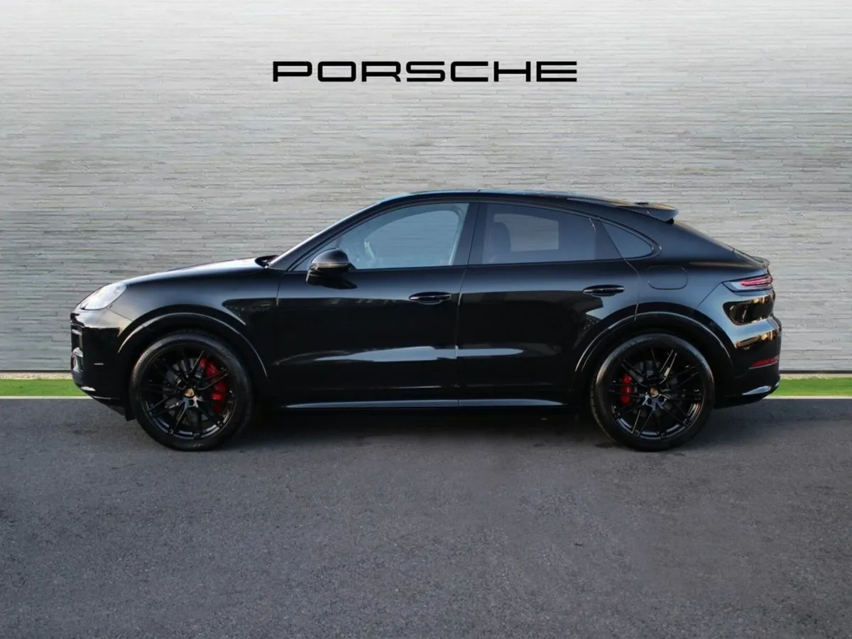 Porsche Cayenne S E-Hybrid - Image 4