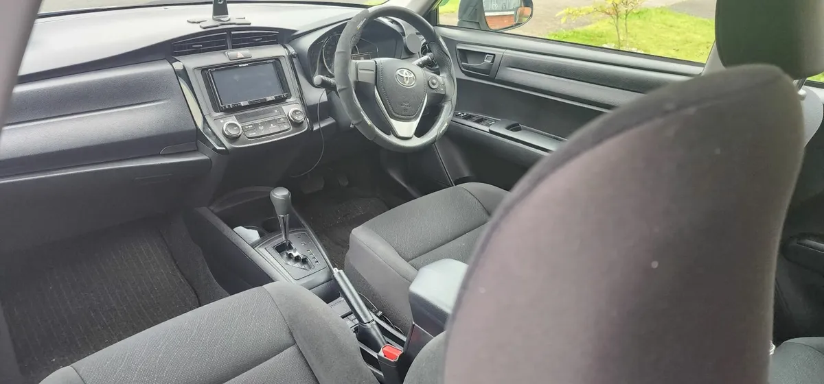 Toyota Corolla 2018 - Image 4