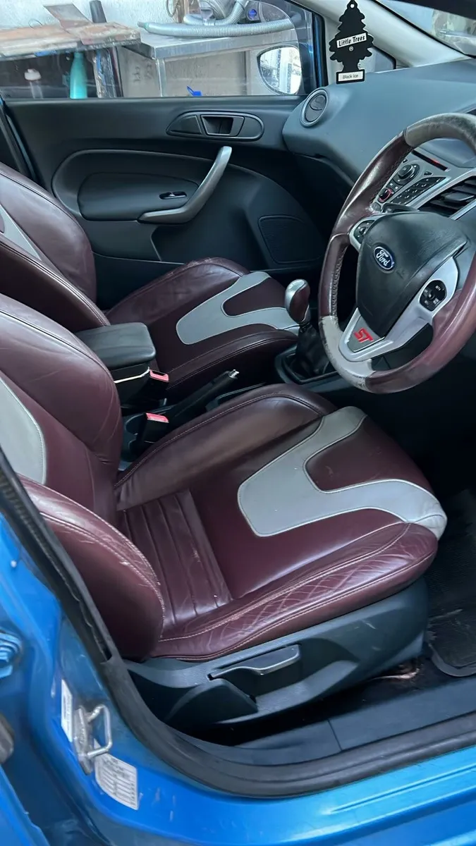 Ford Fiesta - Image 2