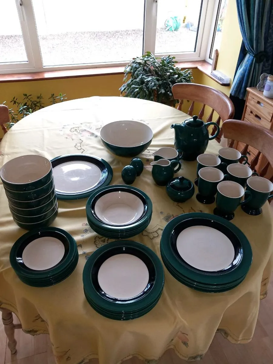 Table ware dinner service - Image 1