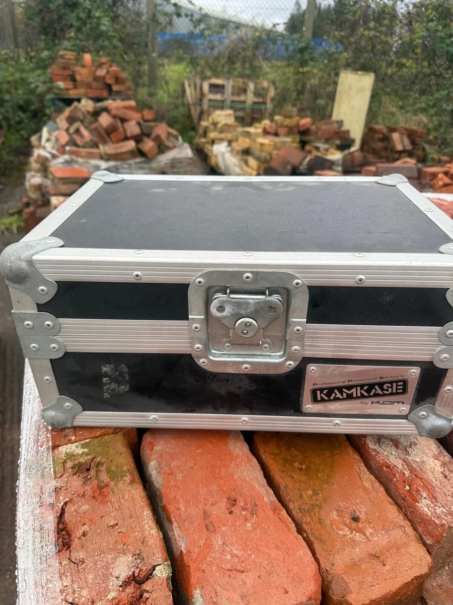 Musical Instrument Strong storage cases for sale - Image 4