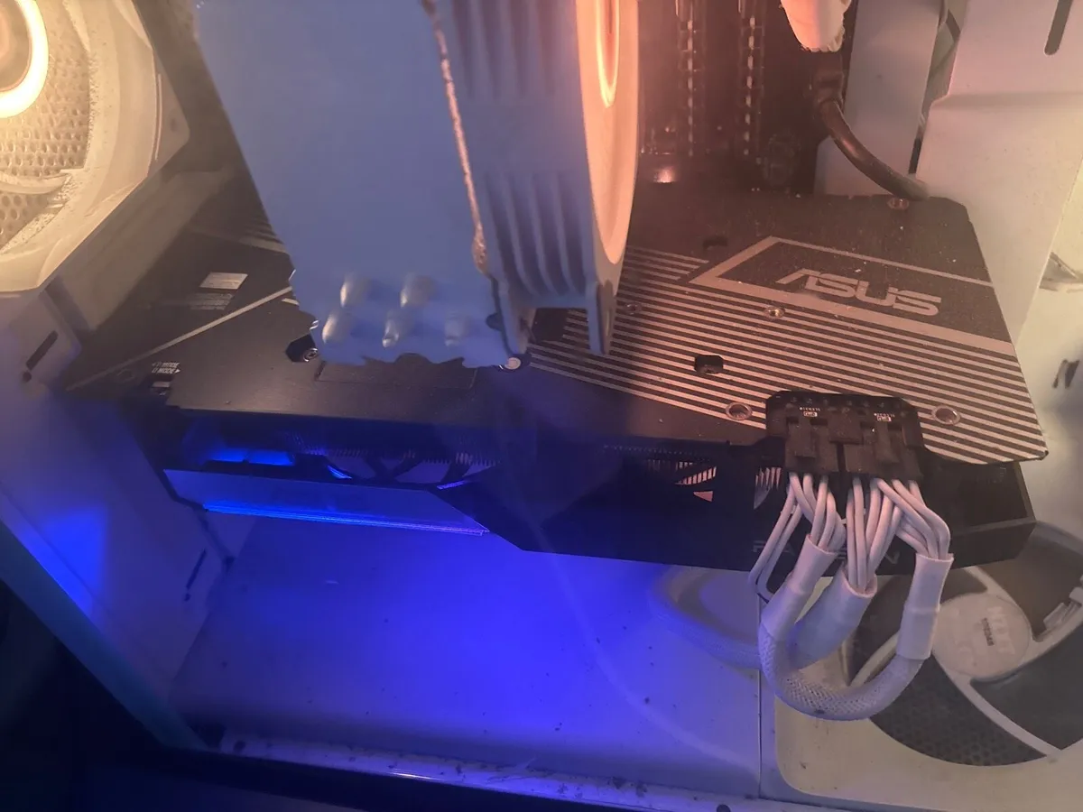 AMD Radeon Rx 6700 xt - Image 2