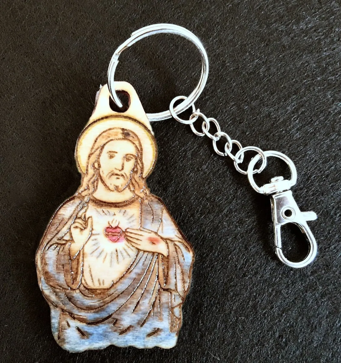 Sacred Heart Of Jesus key ring - Image 1