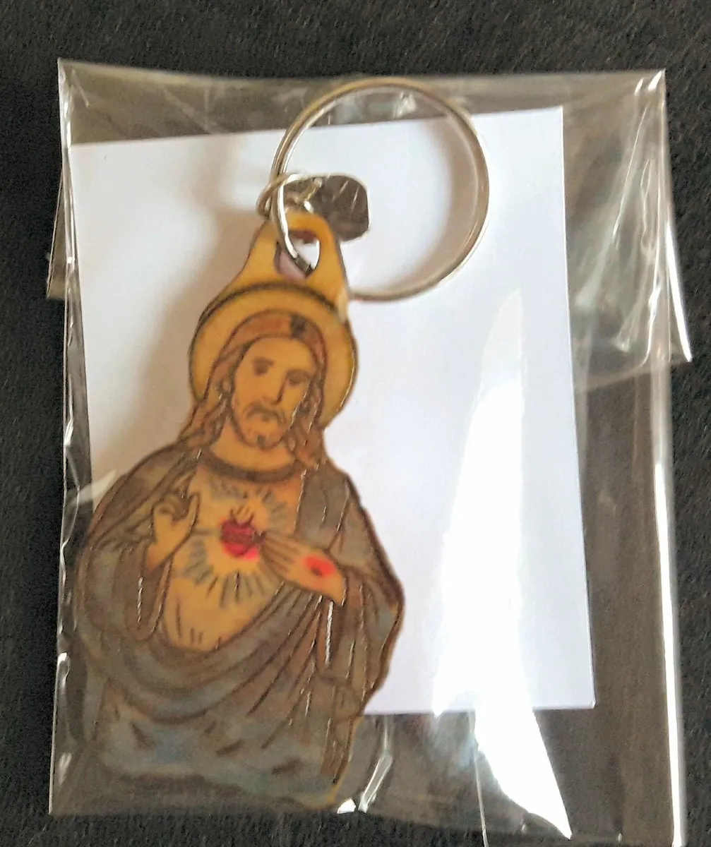 Sacred Heart Of Jesus key ring - Image 2