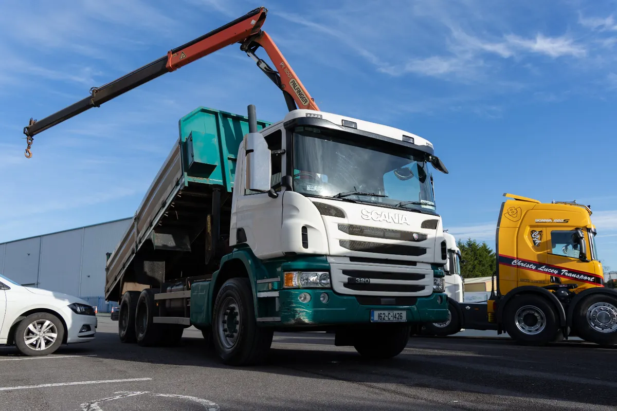 Scania P320 6X4 - Image 1