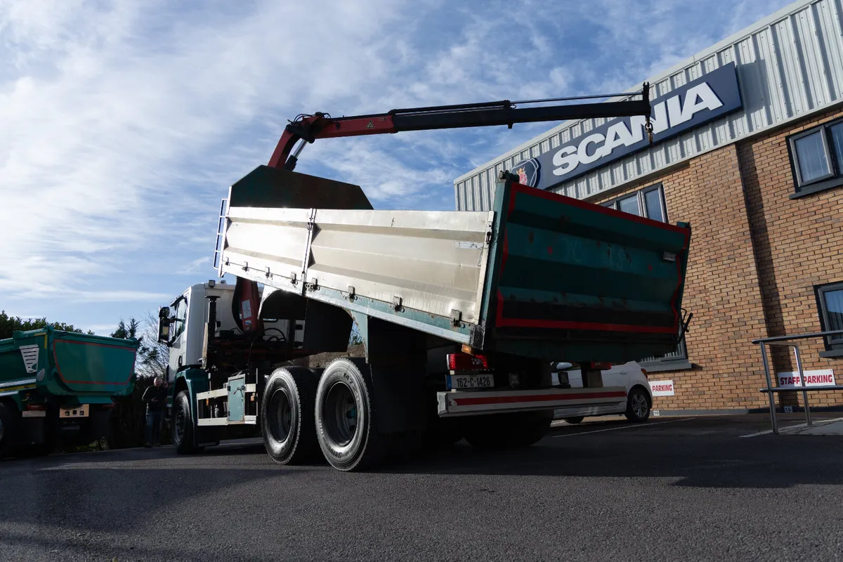 Scania P320 6X4 - Image 3