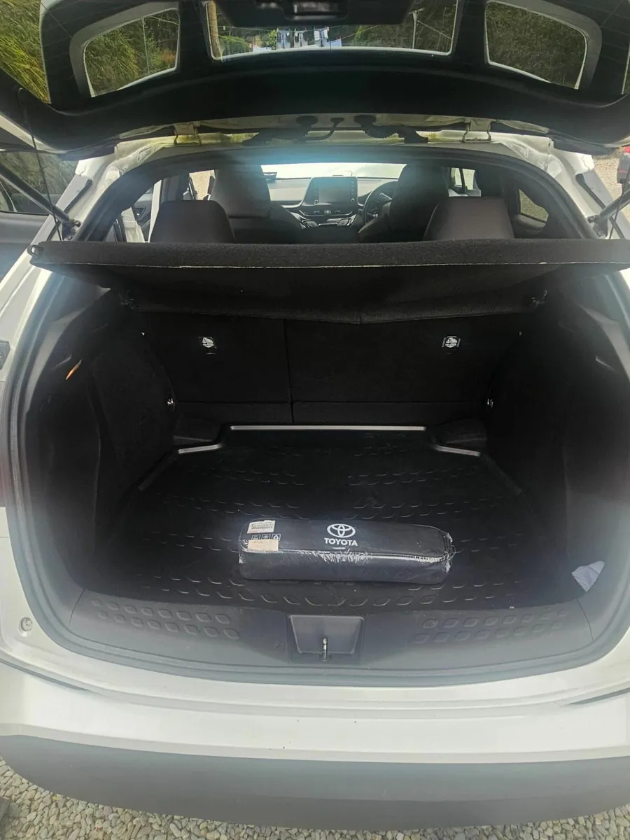 Toyota C-HR SOL (4 brand new tyres will be fitted) - Image 3