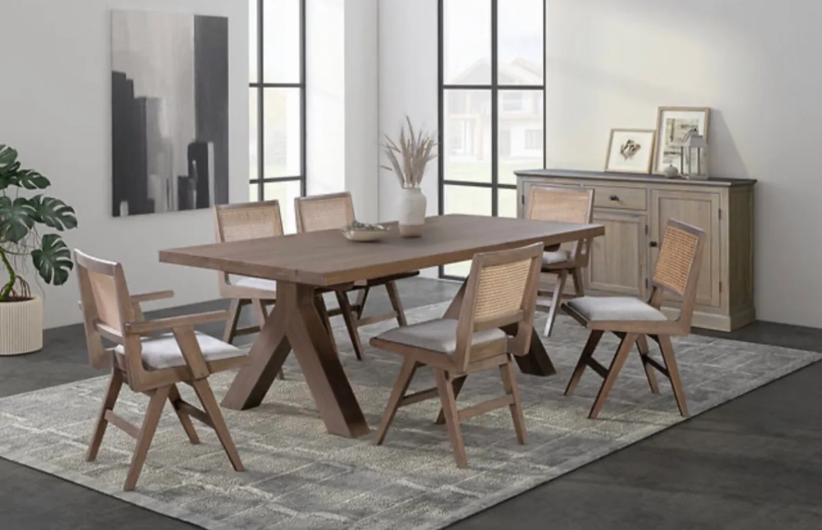 Pedersen Y Leg Oak Dining Table New Ex Display - Image 1