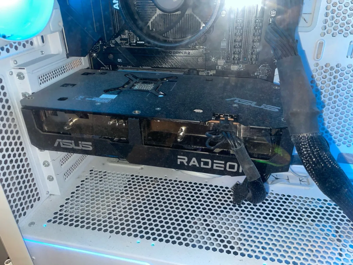 AMD Radeon RX 6600 GPU - Image 1
