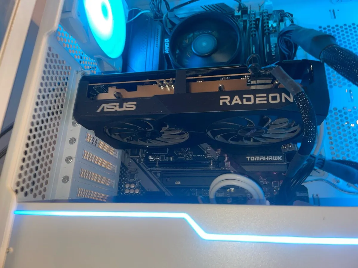 AMD Radeon RX 6600 GPU - Image 2