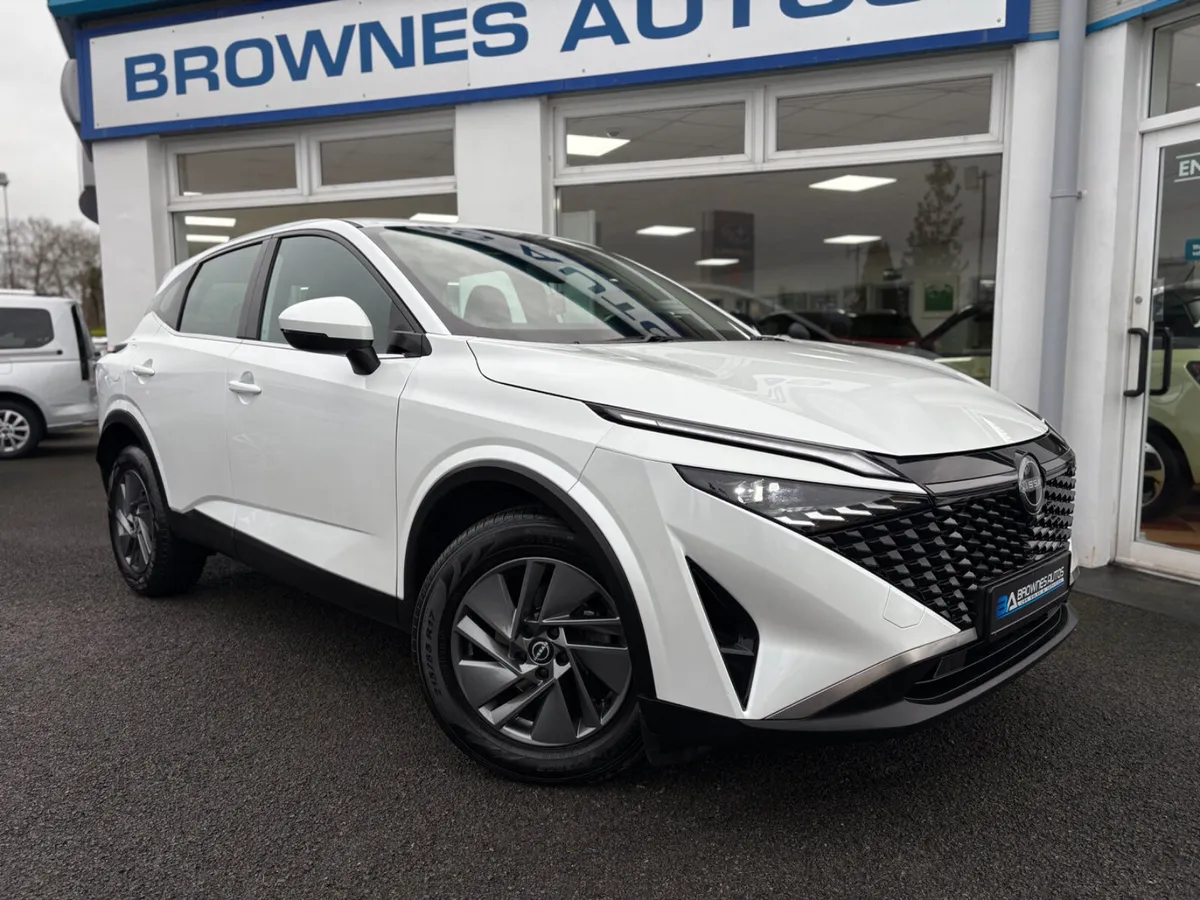 2024 (242) Nissan Qashqai Automatic New model - Image 3