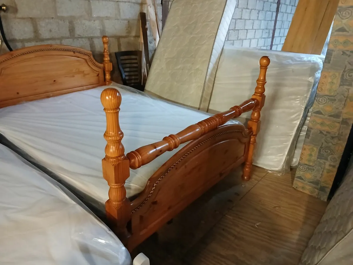 Beds sets - Image 1