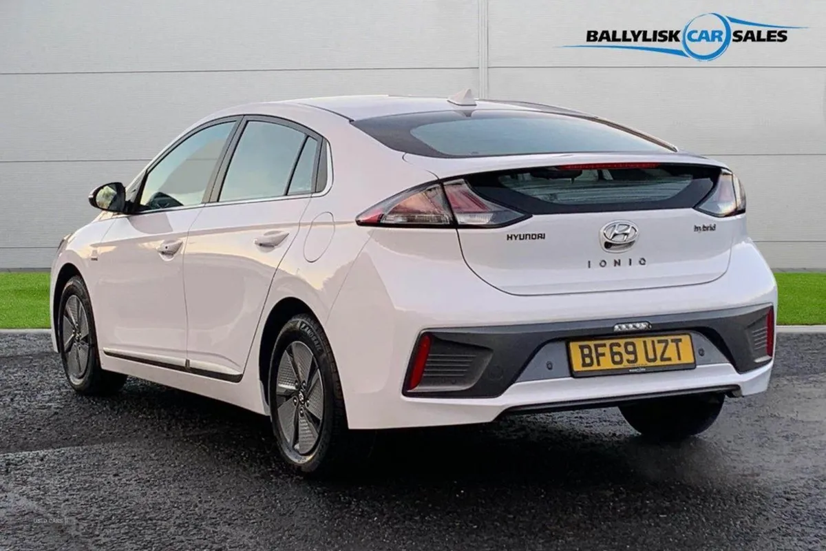 Hyundai Ioniq 1.6 H-gdi Premium Petrol Hybrid Aut - Image 2