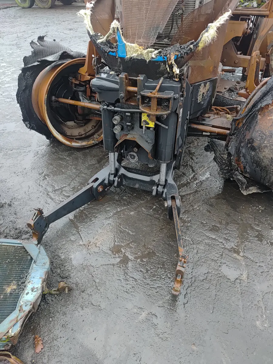 New Holland - Image 2