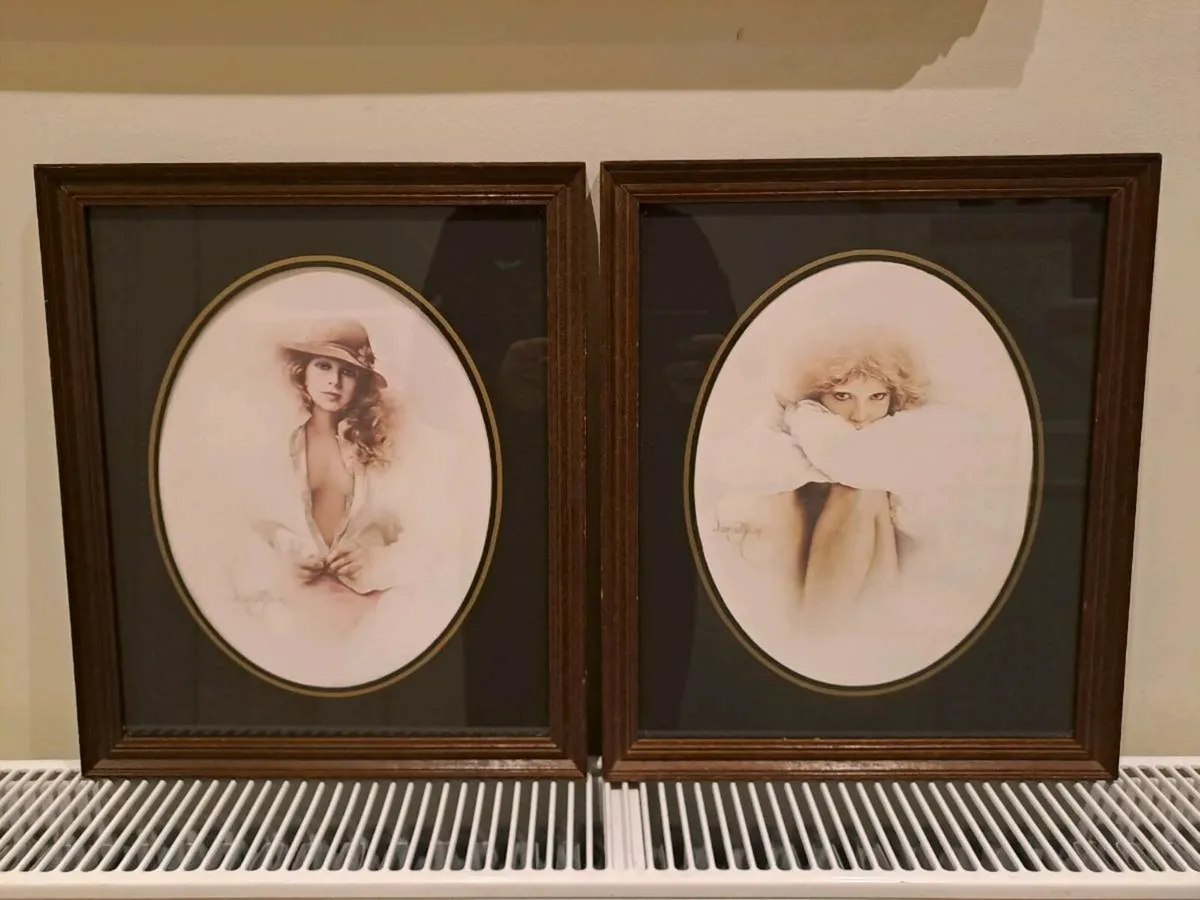 Gina and Elaine from Sara Moon - Image 1