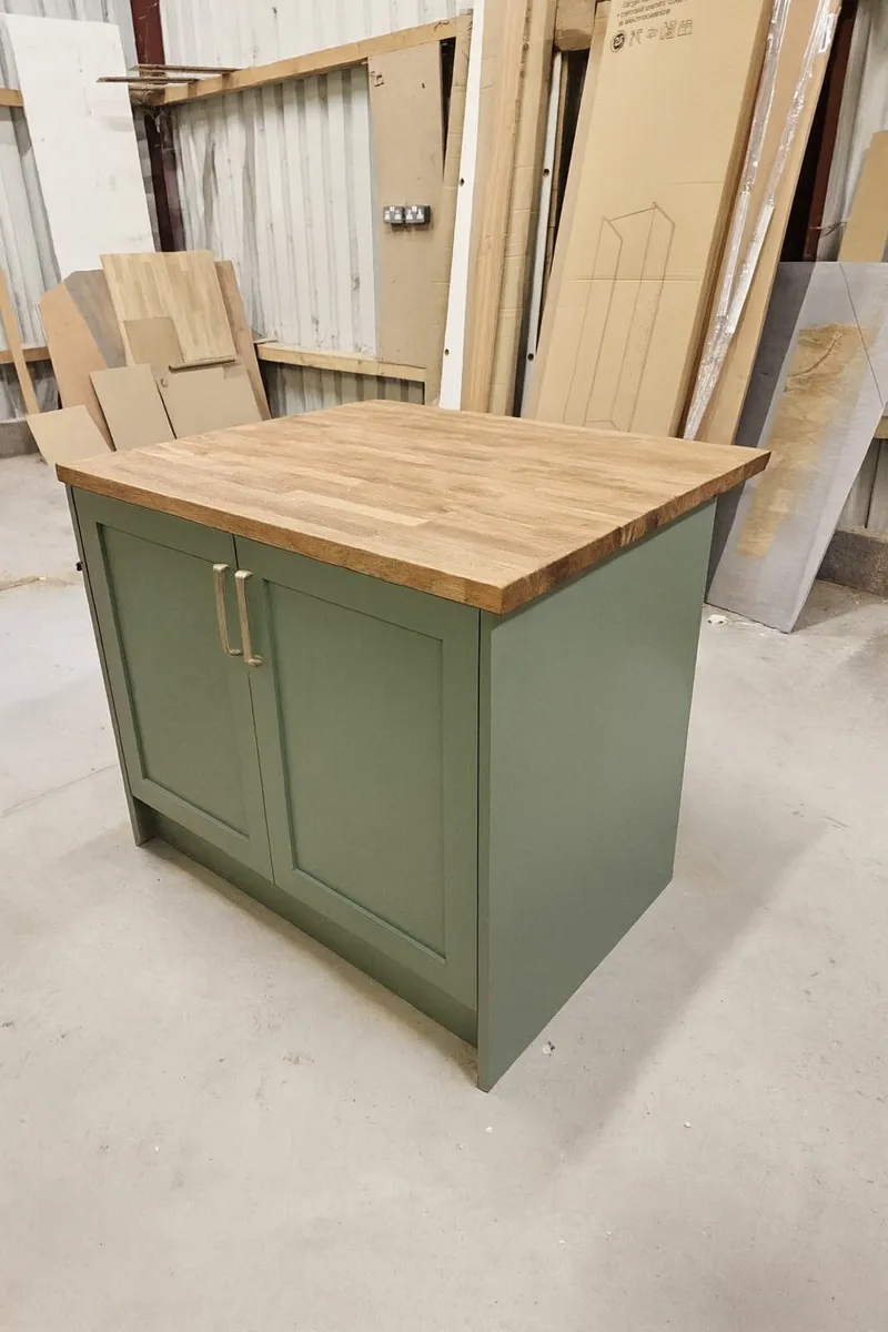 Kitchen island