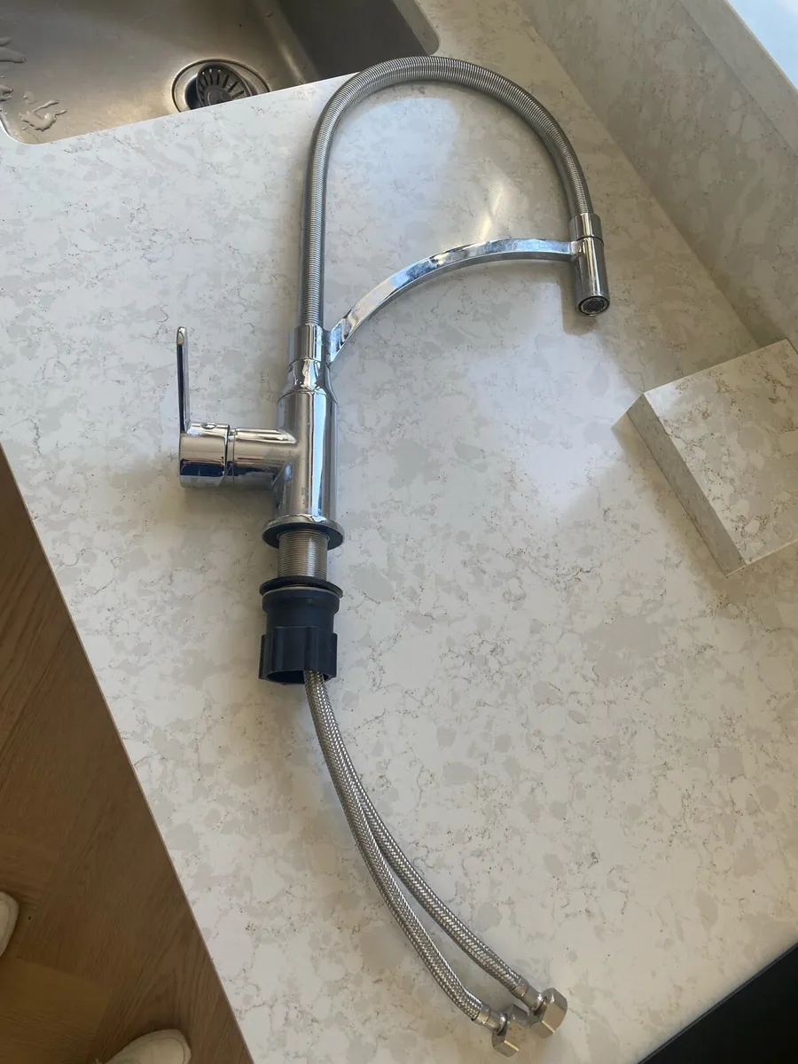 Kitchen tap - Image 3
