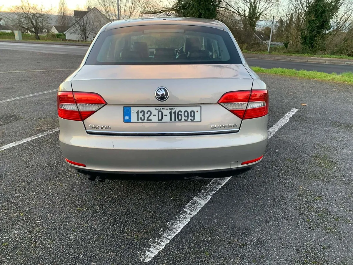 Skoda superb 1.6 diesel new nct € 3850 - Image 4