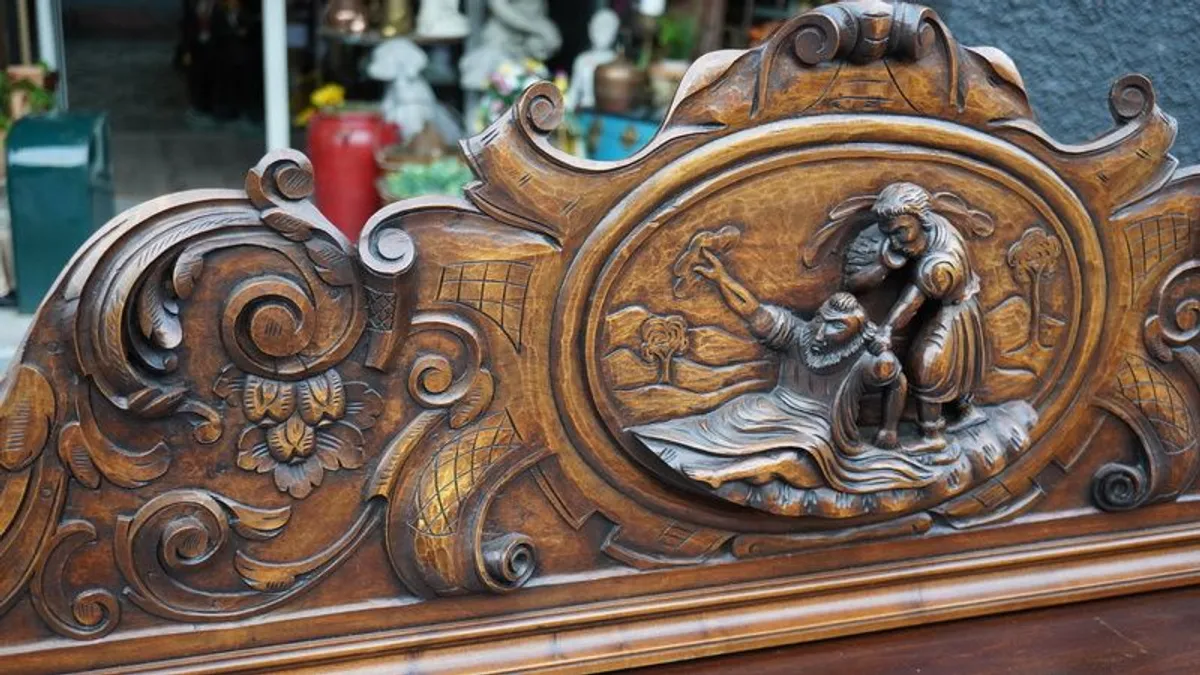 Spanish Renaissance Revival Dining Suite - Sideboard, Table & 6 Chairs - Image 3