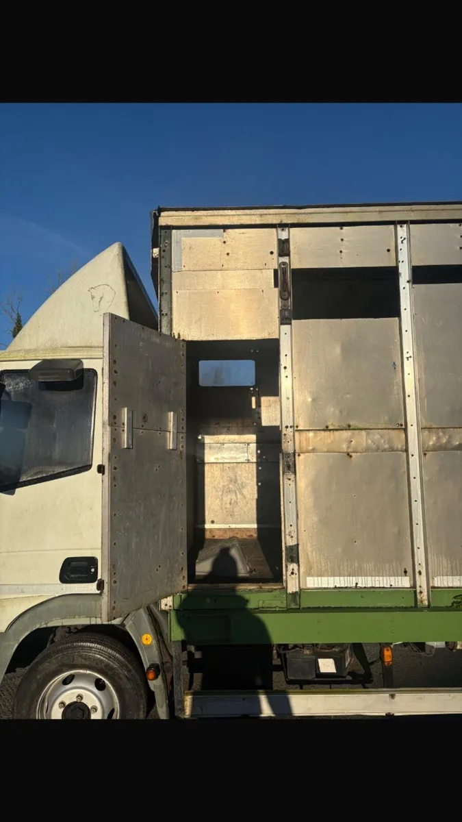 Iveco 75E17horse truck - Image 1