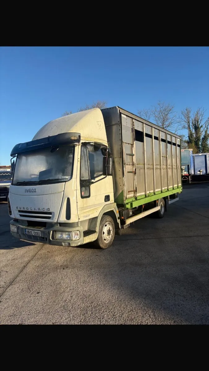 Iveco 75E17horse truck - Image 3