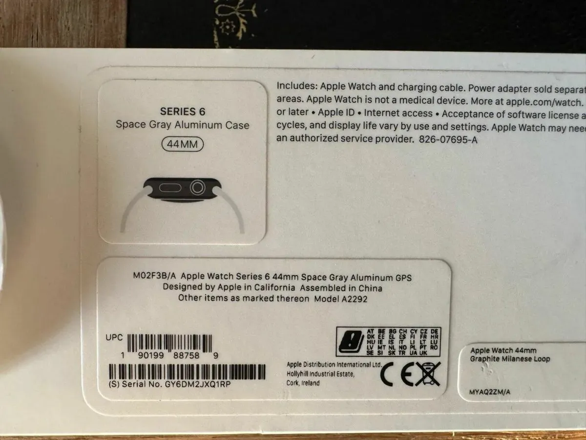 2 x Apple watch 8 & 6 Series - Image 1