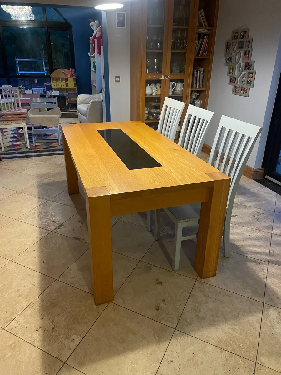 Solid oak table €200