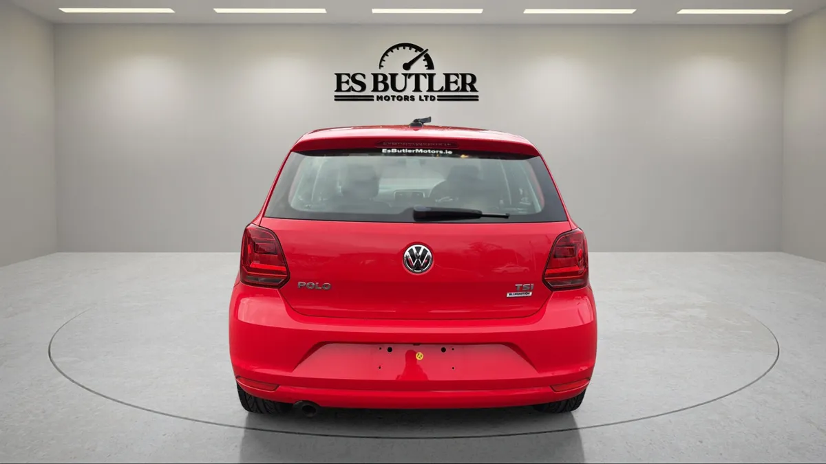 2016 VW Polo 1.2L AUTO HIGHLINE ONLY 35,000KMS - Image 3