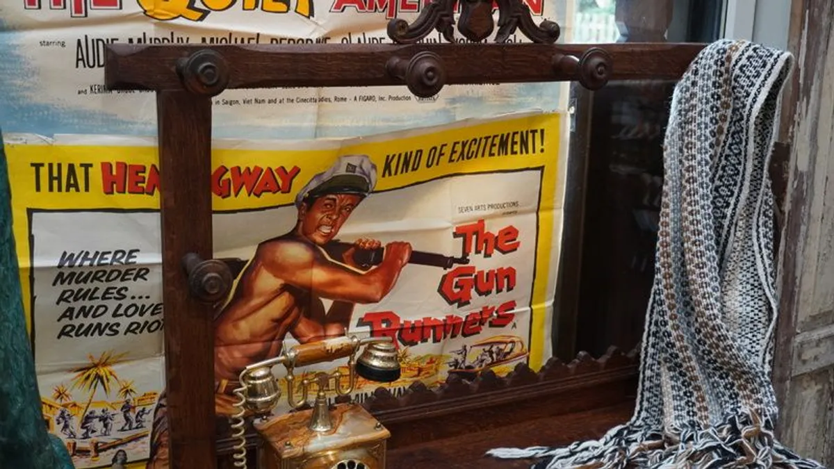 Antique Oak Console Hall Table with Coat Rack - Image 2