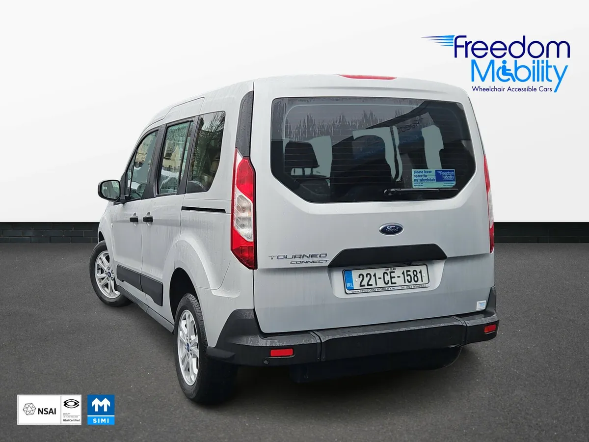 Ford Tourneo Connect Wheelchair Access Taxi Spec - Image 4