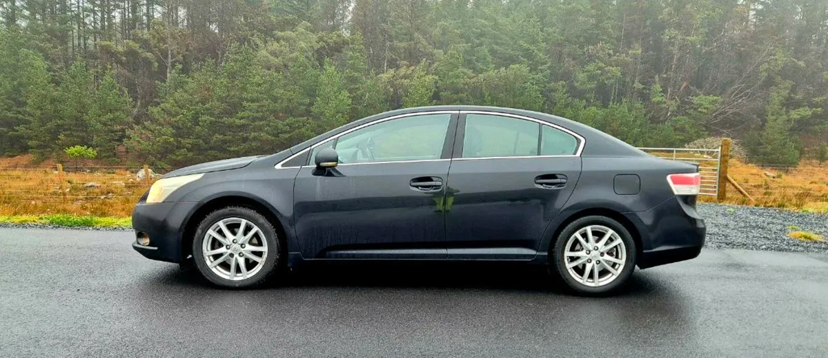 Toyota avensis NCT 1/27 - Image 4